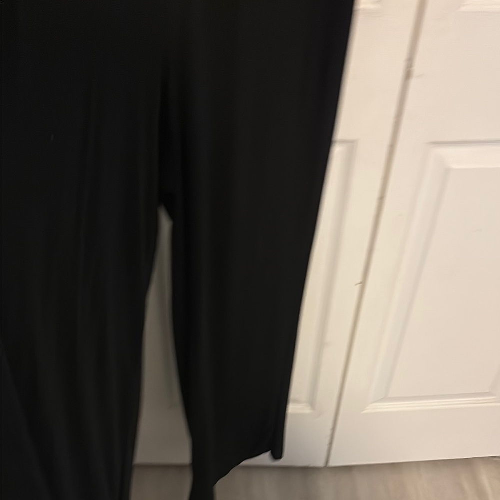 Elegant Black Evening Romper - Picture 3 of 3